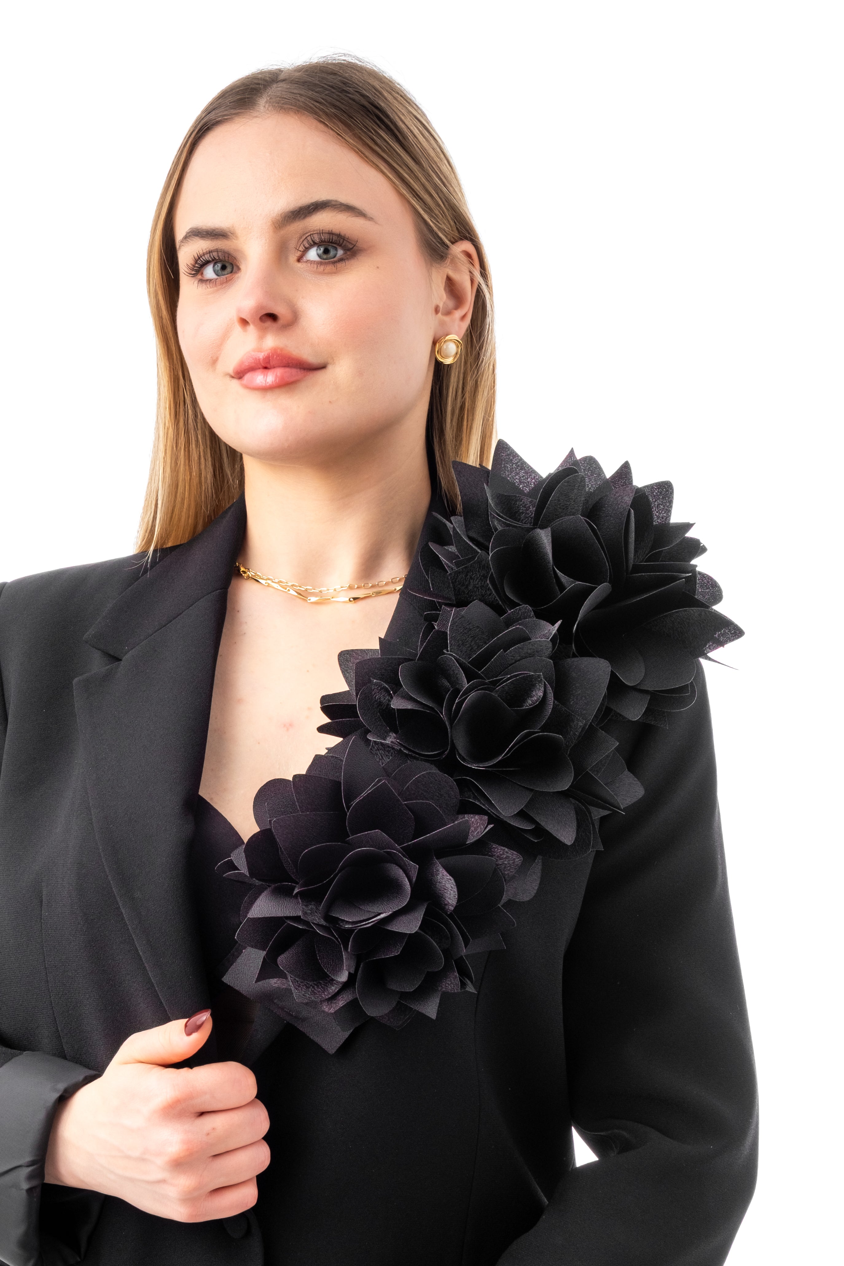 ADELİNA | Siyah Yaka Çiçeği