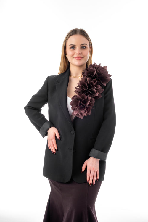 ADELİNA | Kahverengi Yaka Çiçeği